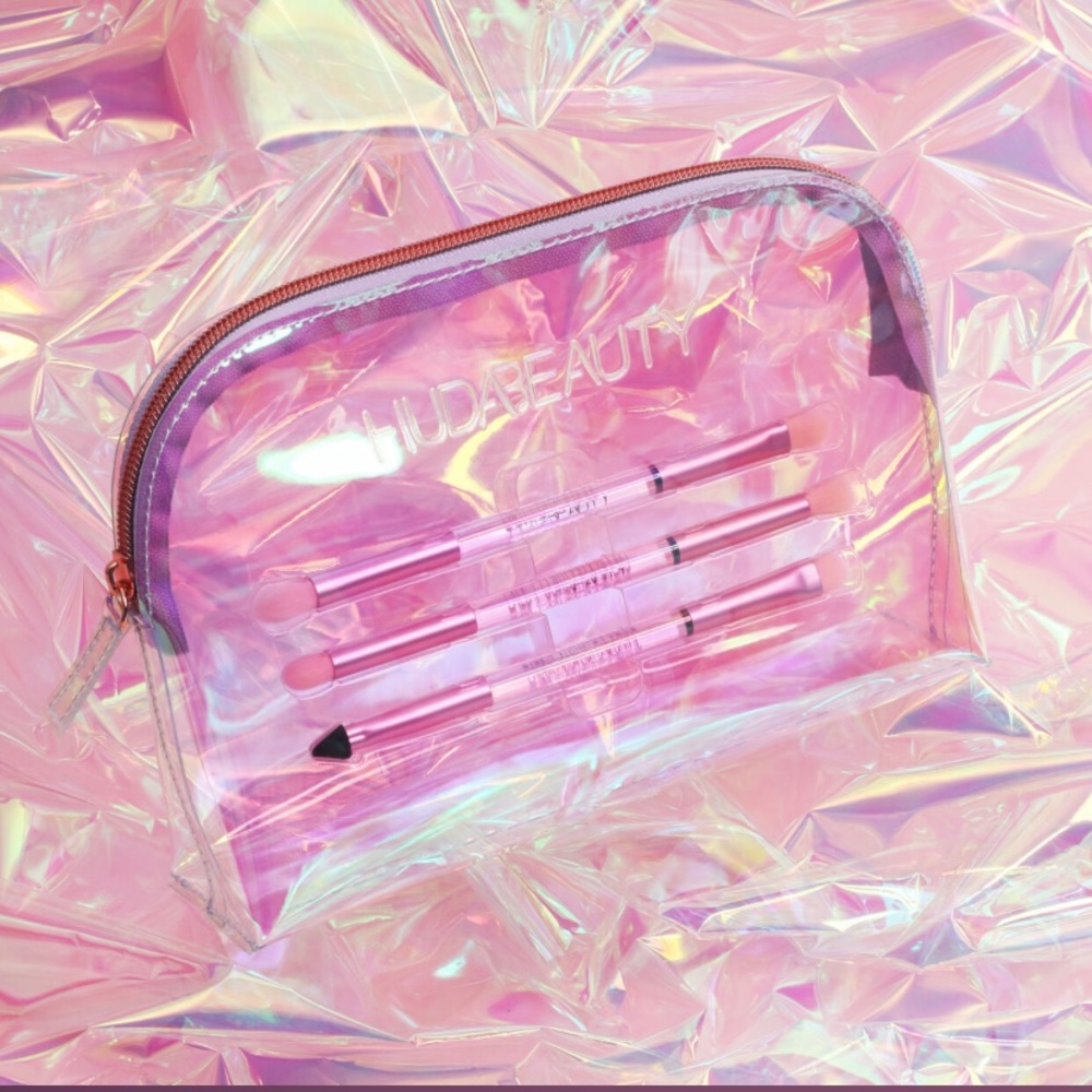 Huda mercury retrograde brush set